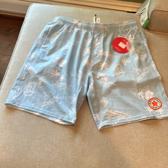 BNWT XXL Mauna Kea men’s swimsuit - Picture 3 of 13